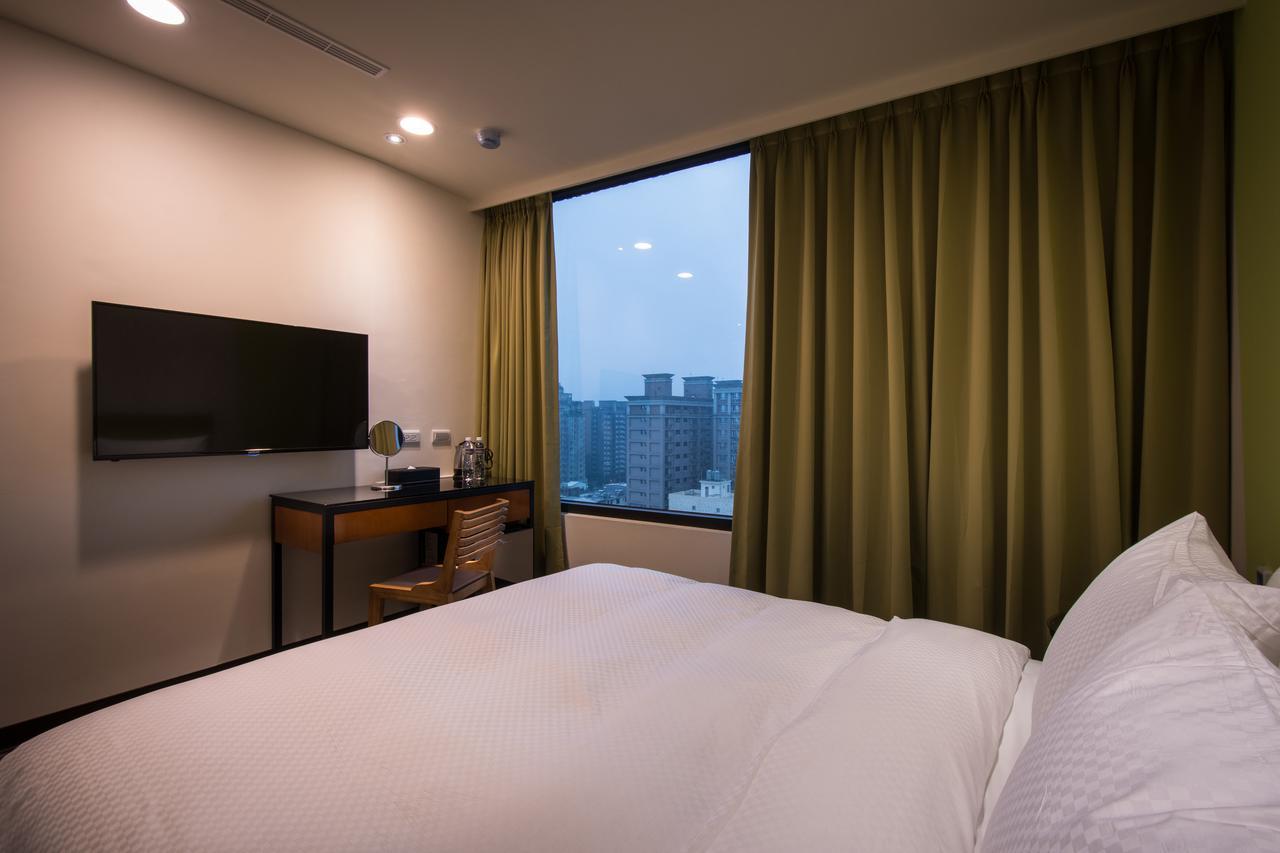 Hotel J Taoyuan Pingzhen Exterior foto